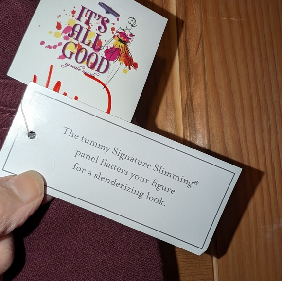 Signature slimming by cj banks, 18W tall - Picture 4 of 11